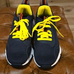 Reebok boys 6.5 zig dynamica